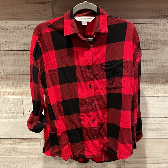 Small red and black buffalo checked Old Navy flannel - Picture 2 of 4
